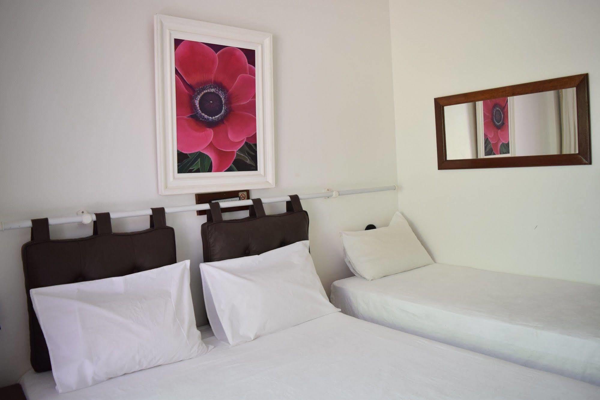 Hotel Pousada Encanto De Itapoan Salvador Extérieur photo